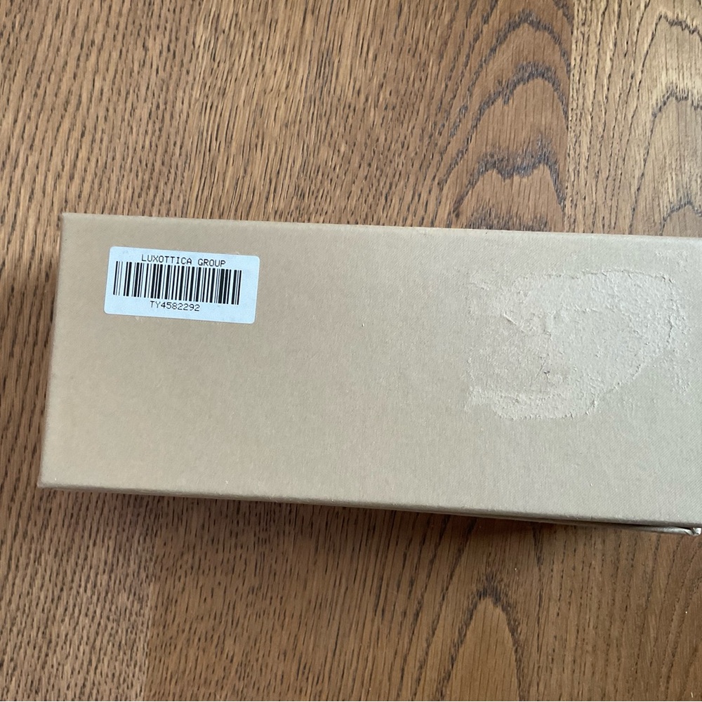 Burberry Box - Picture 3 of 5